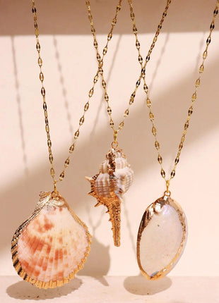 Retro Gold-Tone Shell Pendant Necklace Unique Layered DIY Fashion Jewelry for Women Perfect for Beach Vacations Gift Idea PlatiNum