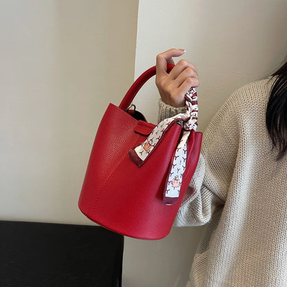 Vendita calda Semplicità Borsa a tracolla da donna di fascia alta Materiale Pu Borsa a secchiello versatile Borsa alla moda Pendolarismo