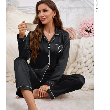 Vestiti per la casa delle donne Pigiama in raso Autunno Tasca a maniche lunghe Ricamo a forma di cuore Top e pantaloni Pigiama Femme Loungewear Pj Set