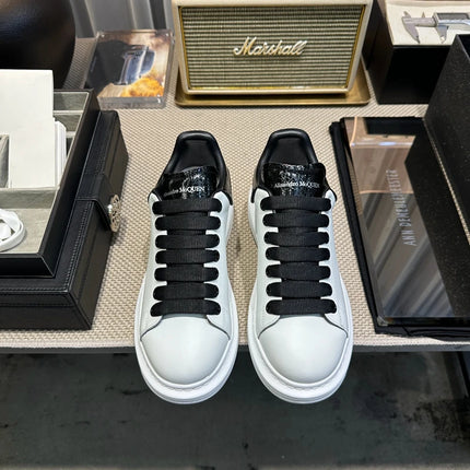 Handcrafted Leather Casual Sneakers Man Platform Trainers Unisex Originality Flat Loafers Men's Footwear