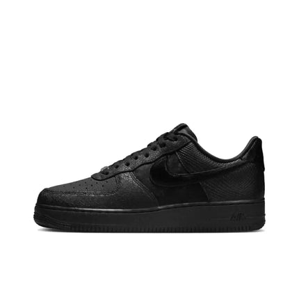 Scarpe da ginnastica classiche unisex Nike Air Force 1 Low, comoda ammortizzazione e costruzione resistente per uno stile versatile FJ4146-114