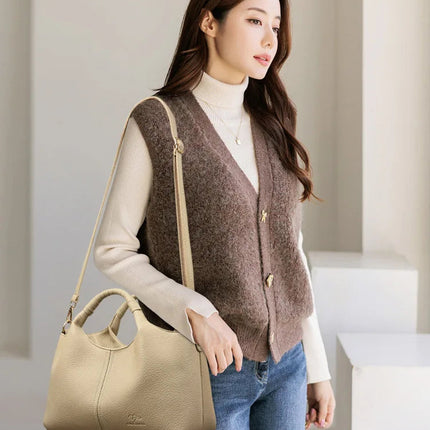 Trendy Crossbody Bag for Women Urban Minimalist Style PU Material Medium Size Zipper Opening Soft Shape Square Daily Match PlatiNum
