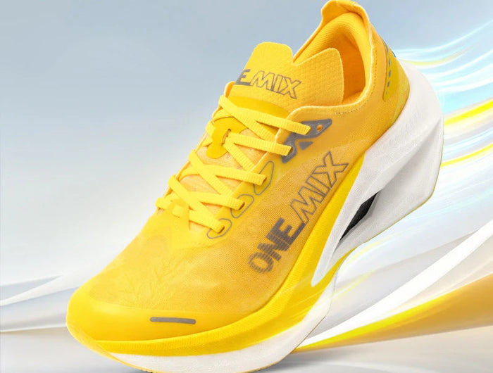 ONEMIX Nuove Scarpe da Corsa Professionali Marathon con Piastra in Carbonio a Tutta Lunghezza, Supporto Stabile e Assorbimento degli Urti, Ultra Leggere PlatiNum