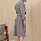 gray / M