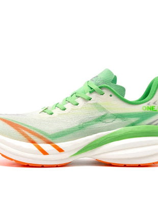 ONEMIX YUE SHUANG Scarpe da corsa estive da uomo Design leggero Asciugatura rapida Maratona Supporto per l'assorbimento degli urti Sneakers da uomo PlatiNum