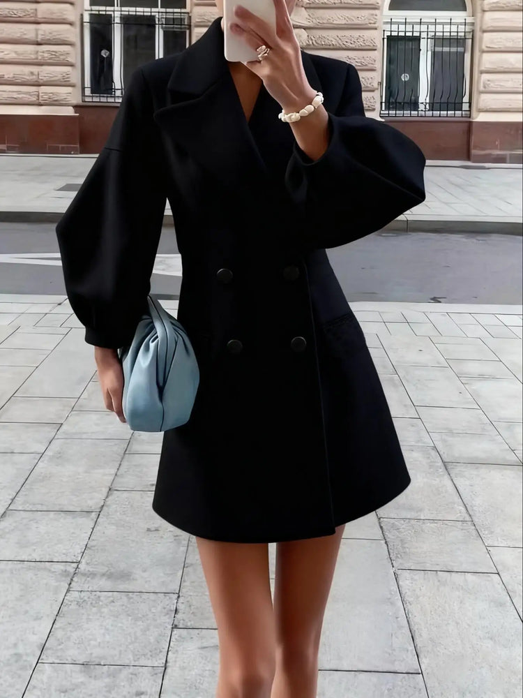 2026 Retro European Style Lantern Sleeve Notch Collar Woolen Coat Short Length Vintage Court Fashion Women's Outerwear