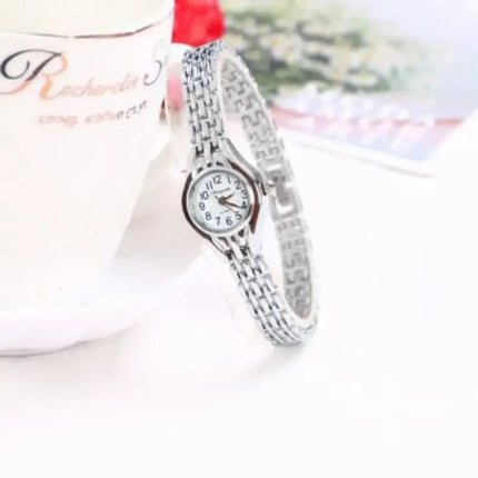 Orologio da polso dorato per donna Orologio da polso da donna di lusso con quadrante piccolo Orologio da donna al quarzo elegante in acciaio Regalo di moda reloj mujer platinumshop