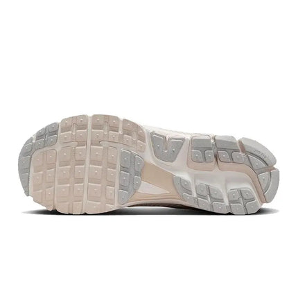 Scarpe da ginnastica da corsa da uomo NIKE ZOOM VOMERO 5 di nuovo arrivo originale platinumshop