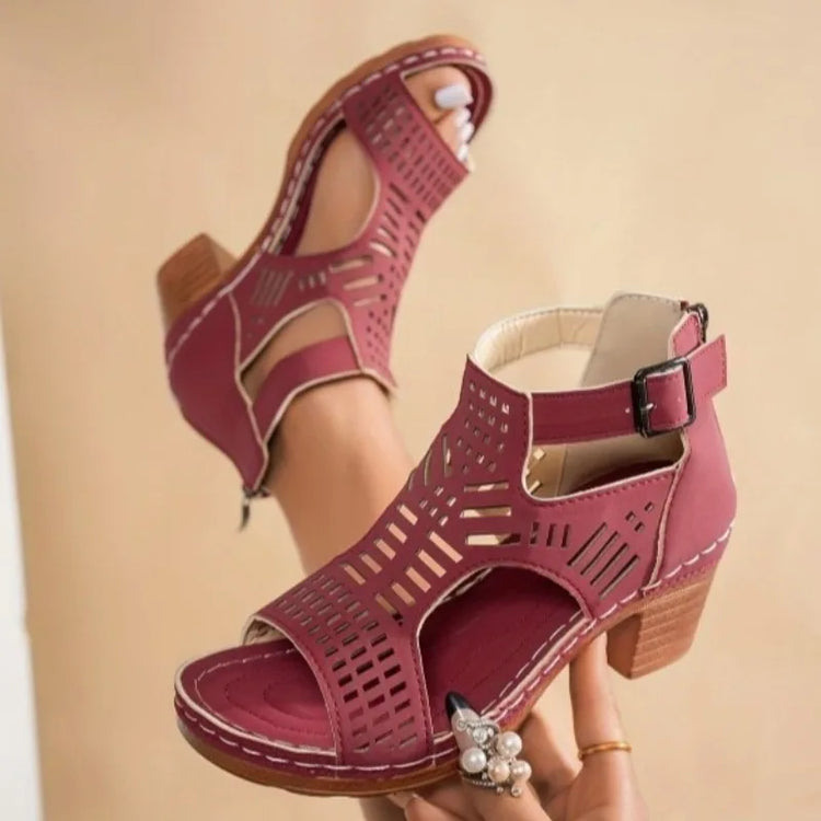 Sandali da Donna 2026 Nuovi Sandali con Tacco Spesso Estivi Traspiranti Scavati Sandali da Donna con Tacco Alto Retrò Stile Romano
