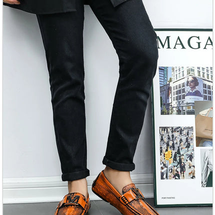 Nuove Scarpe Casual da Uomo Slip-On con Suola Morbida 2026, Stile Britannico Versatile e di Tendenza, Mocassini Comodi e Abbinabili a Tutto