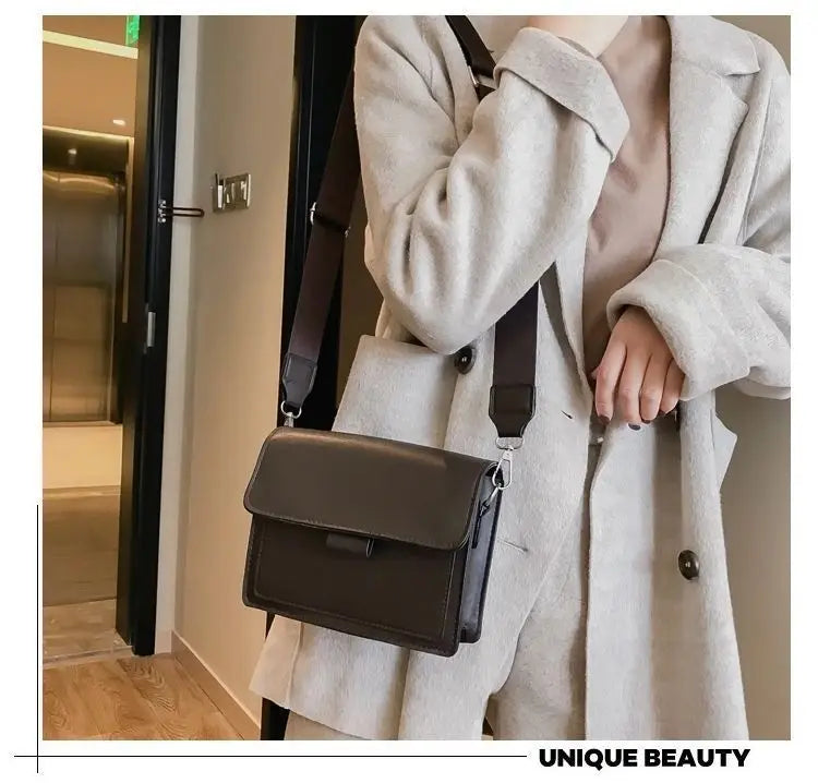 Classic Designer PU Leather Crossbody Bag for Women Travel Handle Handbag Fashion Shoulder Messenger Bag Ladies Small Flap Bag PlatiNum