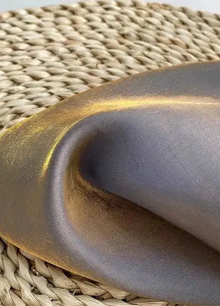 Tessuto di raso setoso in cristallo di vetro, tessuto iridescente glitterato, materiale per abiti lucidi, tessuto per indumenti lucido