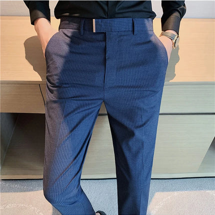Pantaloni da abito da uomo primavera autunno Moda stile britannico Business Office Pantaloni eleganti da uomo Pantaloni da uomo slim fit a righe di alta qualità