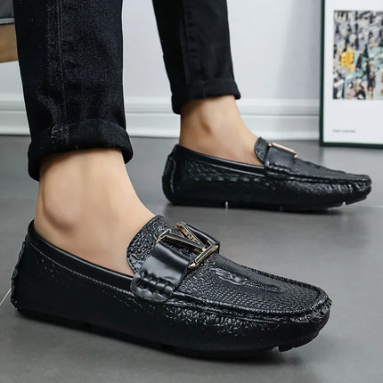 Nuove Scarpe Casual da Uomo Slip-On con Suola Morbida 2026, Stile Britannico Versatile e di Tendenza, Mocassini Comodi e Abbinabili a Tutto