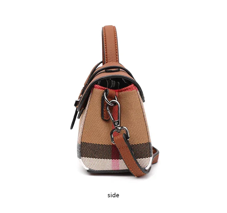 Borsa Mini Boston a Righe e Quadri in Tessuto con Finiture in Ecopelle, Chiusura a Giro e Torsione, Design con Patta, Borsa a Mano da Donna, a Tracolla, Portamonete