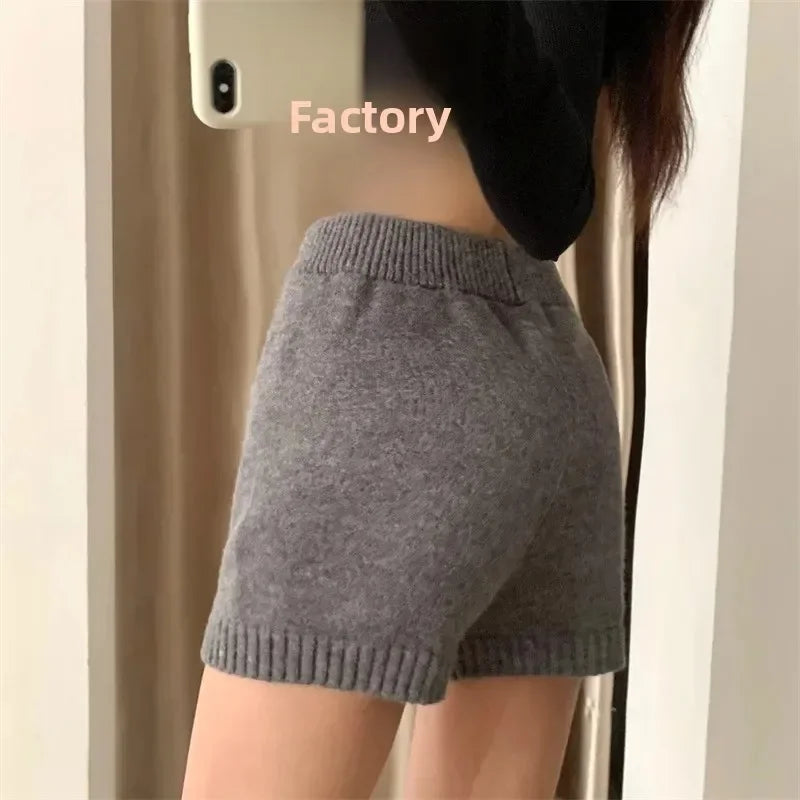 Hot Sexy Knit Shorts Women Korean Fashion Casual Outerwear Sheath Mini Pants 2025 Spring Solid Versatile Y2k Streetwear