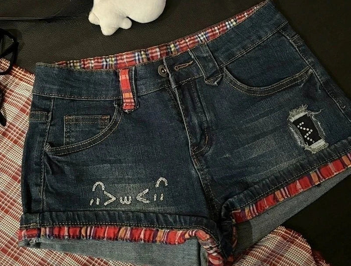 American Vintage Short Jeans Women Casual Low Waist Denim Distressed Bodycon Y2K Streetwear Kawaii Retro Button Summer Patchwork PlatiNum