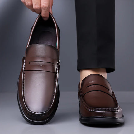 Mocassini in Pelle da Uomo Estate 2026, Scarpe Casual Slip-on Traspiranti, Comode per Camminare e per l'Ufficio