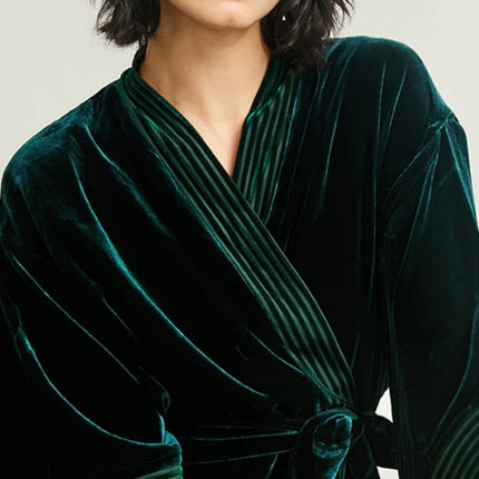 Birdtree, OEKO-TEX, Tessuto base 100% Abito di seta, Indumenti da notte da donna Camicia da notte addensata naturale, Pigiama per la casa in velluto P5D924JF