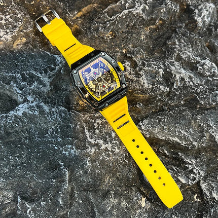 Orologio da uomo leggero marchio di lusso quadrante barile di vino orologio sportivo alla moda con bagliore notturno orologio calendario Reloj L146 platinumshop