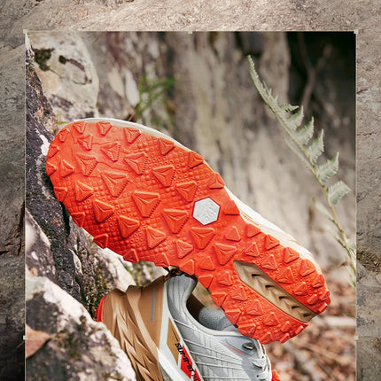 361 Degrees Yushan PRO Men Running Shoes Durable Hiking Cushioning Breathable Non-slip Outdoor Jogging Male Sneakers 672522250 PlatiNum