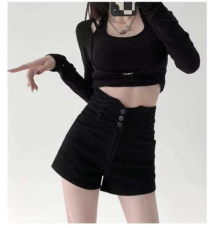 Women's super high waisted denim shorts for summer girls, new black A-line waist cinching slimming design, hot pants PlatiNum