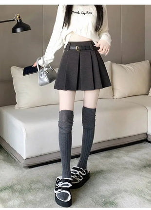 Autumn and Winter 2025 New High-waisted A-line Skirt College Style Sweet Versatile Woolen Pleated Skirt PlatiNum