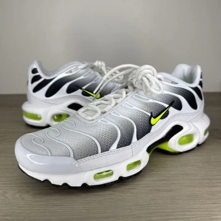 Nike Air Max Plus TN Men White Black Volt Fresh Street Style Air Cushion Daily Commuting Jogging Running Shoes DM0032-103