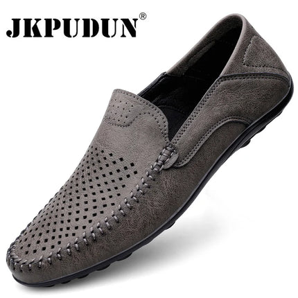 Scarpe da uomo Casual in pelle scavano mocassini da uomo traspiranti Slip on scarpe da guida mocassini da uomo italiani di lusso Plus Size 38-47
