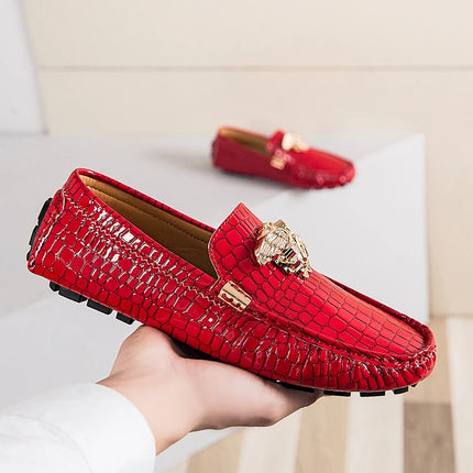 Stazione europea Slip-On Lazy Beanie Shoes Modello coccodrillo da uomo Scarpe da uomo 36 Taglia piccola 48 Nuove scarpe casual in pelle da uomo di grandi dimensioni