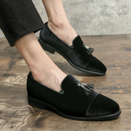Mocassini verdi in pelle scamosciata di marca di lusso da uomo slip-on nappa scarpe da sposa in morbida pelle appartamenti scarpe da uomo scarpe casual scarpe in pelle nabuk
