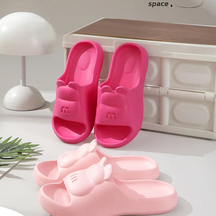 Pantofole estive nuove 2025 per la casa delle donne, casa antiscivolo e odorosa in EVA, bagno interno, doccia, pantofole rinfrescanti