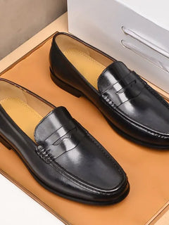Mocassini da uomo di lusso in vera pelle slip on scarpe eleganti da lavoro casual nere scarpe da ufficio per feste di matrimonio da uomo