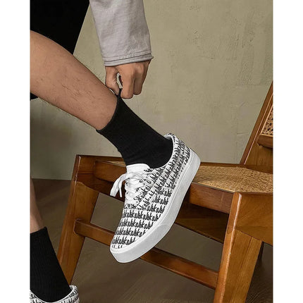 Designer Canvas Casual shoes for men  Flats Vulcanized Shoes Original printed sneakers male Skateboard street shoes men Tennis