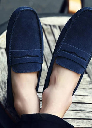 Scarpe casual da uomo fatte a mano Mocassini morbidi Scarpe da guida leggere Moda Slip on Flats Mocassini di alta qualità Scarpe da uomo antiscivolo