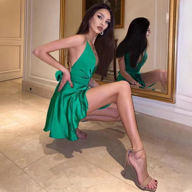 2023 Satin Sexy Backless Sleeveless Party Mini Dresses Women Elegant V-Neck Strapless Bodycon Dress Solid Slim Vestidos