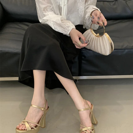 Liyke 2026 Nouveaux Sandales compensées à talons hauts Strass Sangle de cheville Bout ouvert Chaussures de soirée de mariage Femme Or