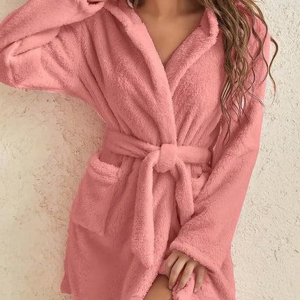 1 pezzo di vestaglia da donna con cappuccio in tinta unita con cintura, pigiama in pile accogliente e caldo per la casa in autunno e inverno.