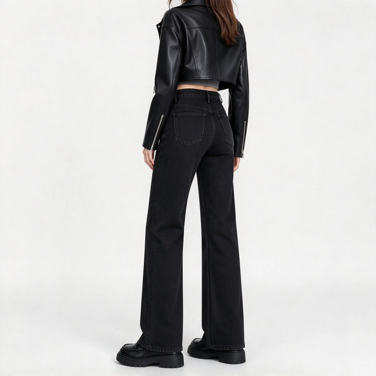 Minimalist black high-waisted straight-leg women’s jeans, in a relaxed-fit black denim with an elegant, casual style, perfect for a casual office look and versatile everyday wear FX-1338-1