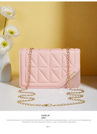 Trendy Embroidered Square Bag  - Diamond Pattern Shoulder Purse with Chain Strap & Magnetic Closure PlatiNum
