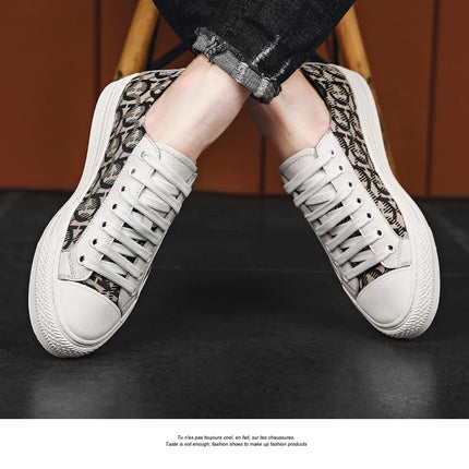 New Shoes for Men Genuine Leather Patchwork Casual Shoes Trend Flat Skateboard Shoes Youth Cool Lace-up Sneakers