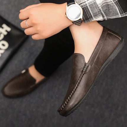 Slip on traspirante in vera pelle da uomo scarpe da guida marchio di lusso italiano uomo mocassini uomo scarpe casual mocassini Chaussure Homme