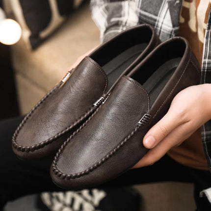 Slip on traspirante in vera pelle da uomo scarpe da guida marchio di lusso italiano uomo mocassini uomo scarpe casual mocassini Chaussure Homme