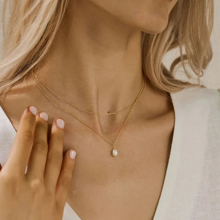 eManco Minimalist Freshwater Pearl Necklace Women Girls 14K Gold Plated Stainless Steel Double Layer Necklace Wedding Jewelry PlatiNum