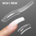 W561