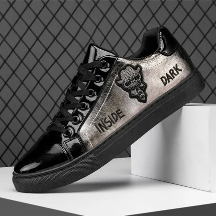 Men Casual Shoes Patent Leather Flats Skate Men Cool Driving Shoes Male Walking Shoes Sneakers Dress Trend the Latest Leisure