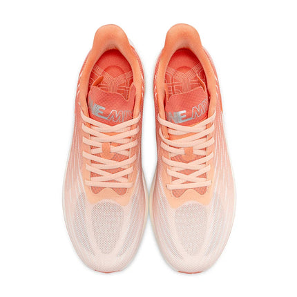 Onemix 2025 nuove scarpe da corsa veloci traspiranti uomo maratona sport casual scarpe sportive da donna uomo leggero corda per saltare all'aperto fitness PlatiNum