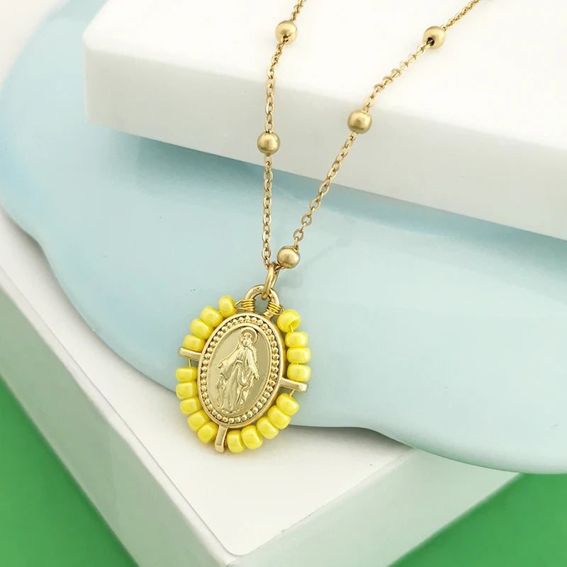 QMHJE Collana con ciondolo Vergine Maria Collana da donna con croce Girocollo Perline Catena in acciaio inossidabile Colore oro Boho Bianco Nero Rosa