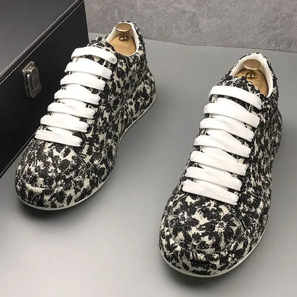 New Men Shoes Outdoor Casual Sneakers Rhinestone Board Shoes Men Fashion Deerskin Sports Large Size Shoes Men Zapatillas Hombre