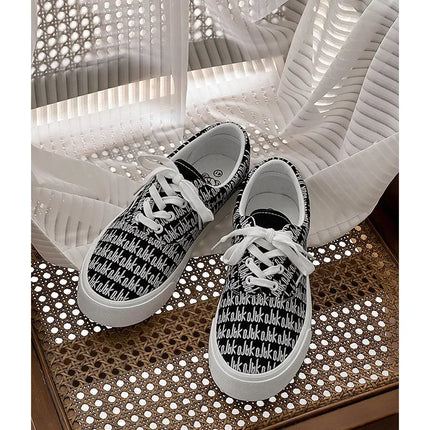 Designer Canvas Casual shoes for men  Flats Vulcanized Shoes Original printed sneakers male Skateboard street shoes men Tennis